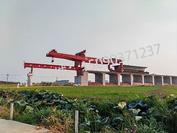 宜昌900噸架橋機(jī)