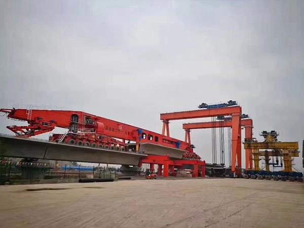 清遠900噸運架一體機